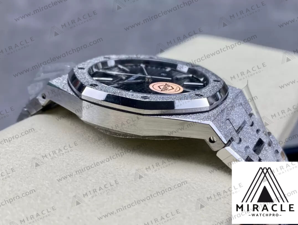 AUDEMARS PIGUET-ROYAL OAK-15410BC.GG.1224BC.01-ELITE CLONE-Frosty gold black dial-41MM- Replica Watch