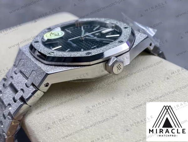 AUDEMARS PIGUET-ROYAL OAK-15410BC.GG.1224BC.01-ELITE CLONE-Frosty gold black dial-41MM- Replica Watch