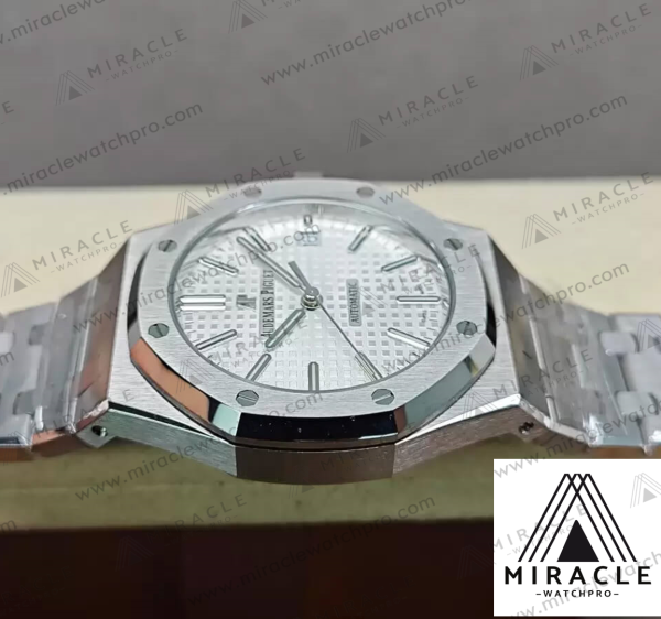 AUDEMARS PIGUET-ROYAL OAK-15450ST.OO.1256ST.01-ELITE CLONE-37MM-Replica Watch