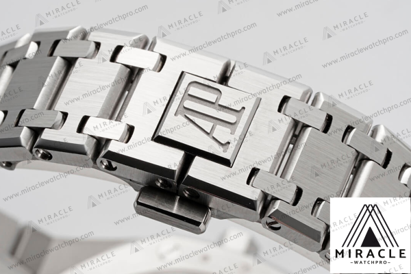 AUDEMARS-PIGUET-ROYAL-OAK-16202PT.OO_.1240PT.01-ELITE-CLONE-39MM-8 AUDEMARS PIGUET-ROYAL OAK-16202PT.OO.1240PT.01-ELITE CLONE-39MM-Replica Watch