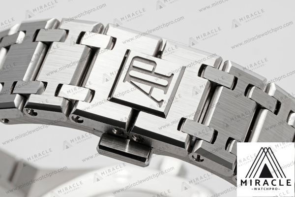 AUDEMARS-PIGUET-ROYAL-OAK-16202ST.OO_.1240ST.01-ELITE-CLONE-39MM-9 AUDEMARS PIGUET-ROYAL OAK-16202ST.OO.1240ST.01-ELITE CLONE-39MM-Replica Watch