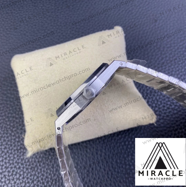 AUDEMARS PIGUET-ROYAL OAK-REF.15400-ELITE CLONE-Iron Man Special Edition-41MM-Replica Watch