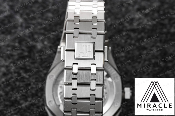 AUDEMARS-PIGUET-ROYAL-OAK-REF.26532IC.EE_.1220TI.01-ELITE-CLONE-41MM-9 AUDEMARS PIGUET-ROYAL OAK-REF.26532IC.EE.1220TI.01-ELITE CLONE-41MM-Replica Watch