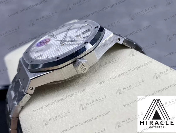 AUDEMARS-PIGUET-ROYAL-OAK-ref.15500ST.OO_.1220ST.04-Elite-Clone-41mm-7 Replica Watch-AUDEMARS PIGUET-ROYAL OAK-ref.15500ST.OO.1220ST.04-Elite Clone-41mm