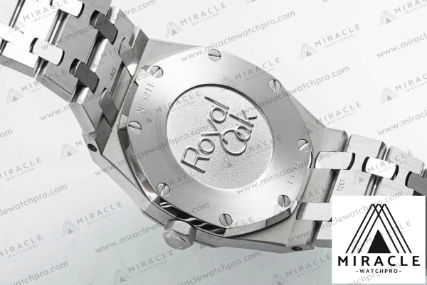 AUDEMARS PIGUET-ROYAL OAK-ref.67650ST.OO.1261ST.01-Elite Clone-33mm-Replica Watch