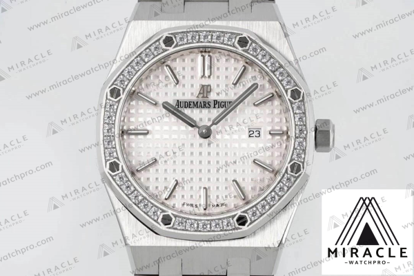 AUDEMARS PIGUET-ROYAL OAK-ref.67651ST.ZZ.1261ST.01-Elite Clone-33mm-Replica Watch