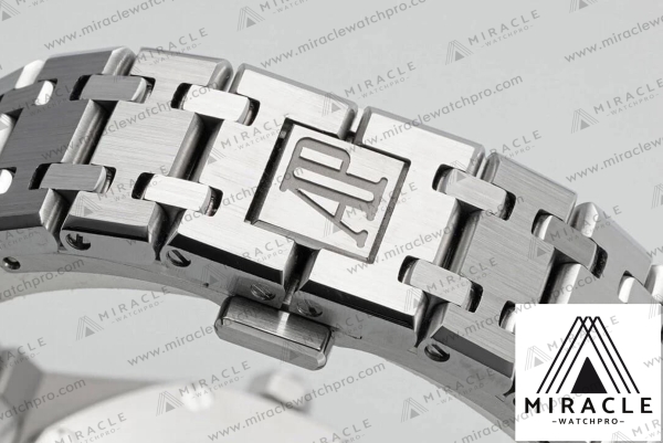 AUDEMARS PIGUET-ROYAL OAK-ref.67651ST.ZZ.1261ST.01-Elite Clone-33mm-Replica Watch