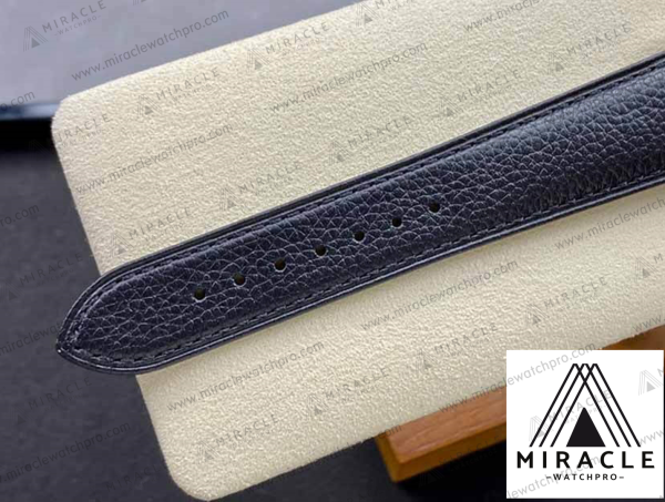 Replica Watch-CARTIER-Tank-ref.WSTA0041-Elite Clone-33.7mmx25.5mm