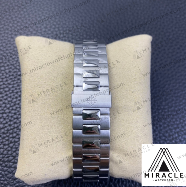 PATEK-PHILIPPE-NAUTILUS-57111A-018-Elite-Clone-40mm-9 Replica Watch-PATEK PHILIPPE-NAUTILUS-5711/1A-018-Elite Clone-40mm