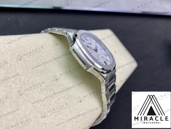 PATEK-PHILIPPE-NAUTILUS-REF.71181A-010-ELITE-CLONE-35-6 Replica Watch-PATEK PHILIPPE-NAUTILUS-REF.7118/1A-010-ELITE CLONE-35.2MM