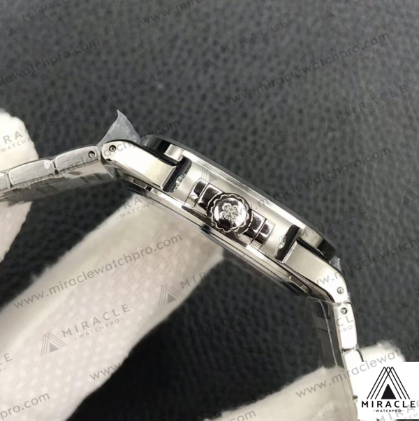 PATEK-PHILIPPE-Nautilus-REF.71181A-011-ELITE-CLONE-35-5-1 Replica Watch-PATEK PHILIPPE-Nautilus-REF.7118/1A-011-ELITE CLONE-35.2MM