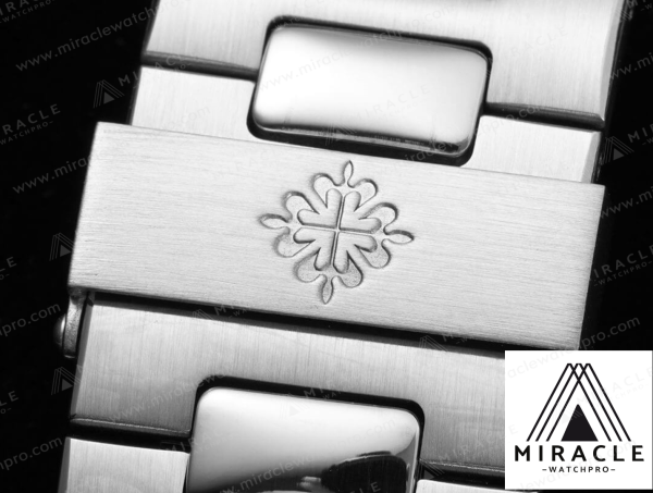 PATEK-PHILIPPE-Nautilus-ref.5711113P-01-Elite-Clone-40mm-8 Replica Watch-PATEK PHILIPPE-Nautilus-ref.5711/113P-01-Elite Clone-40mm