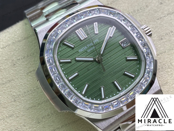 PATEK-PHILIPPE-Nautilus-ref.57111300A-001-Elite-Clone-40mm-2 Replica Watch-PATEK PHILIPPE-Nautilus-ref.5711/1300A-001-Elite Clone-40mm