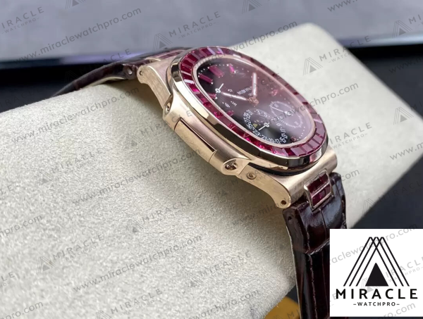 PATEK-PHILIPPE-Nautilus-ref.5724R-001-Elite-Clone-40mm-5 Replica Watch-PATEK PHILIPPE-Nautilus-ref.5724R-001-Elite Clone-40mm