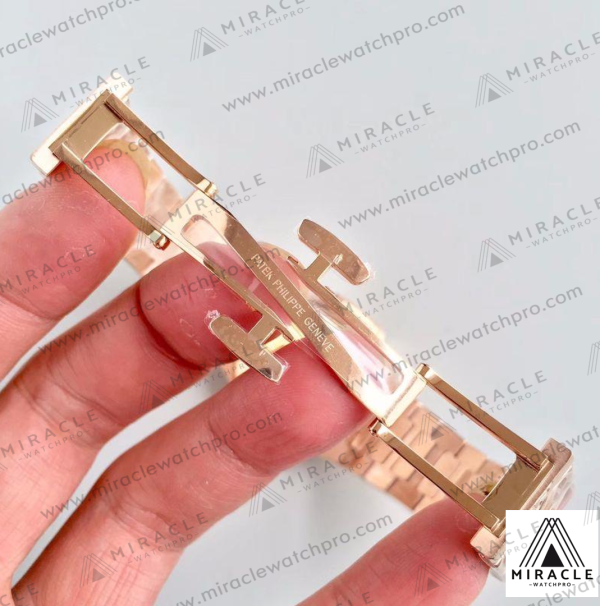 Replica Watch-PATEK PHILIPPE-Nautilus-ref.7118/1200R-010-Elite Clone-35.2mm