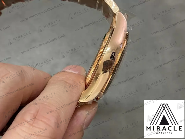 ROLEX-COSMOGRAPH-DAYTONA-REF.126505-ELITE-CLONE-4131-40MM-5 Replica Watch-ROLEX-COSMOGRAPH DAYTONA-REF.126505-ELITE CLONE 4131 MOVEMENT-40MM