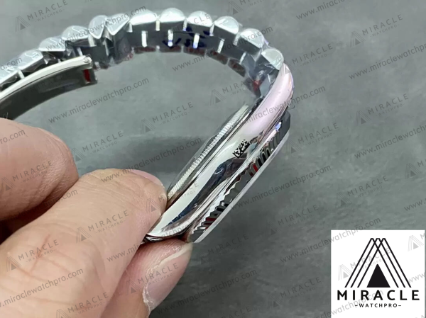 ROLEX-Day-Date-ref.M228236-0012-ELITE-CLONE-40MM-5 ROLEX-Day-Date-ref.M228236-0012-ELITE CLONE-40MM-Replica Watch