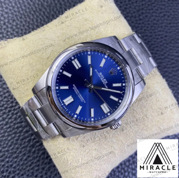 ROLEX-Oyster-Perpetual-ref.M124300-0003-Elite-Clone-41mm-2 ROLEX-Oyster Perpetual-ref.M124300-0003-Elite Clone-41mm-Replica Watch