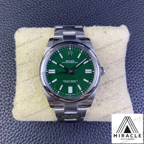 ROLEX-Oyster-Perpetual-ref.M124300-0005-Elite-Clone-41mm-1 ROLEX-Oyster Perpetual-ref.M124300-0005-Elite Clone-41mm-Replica Watch