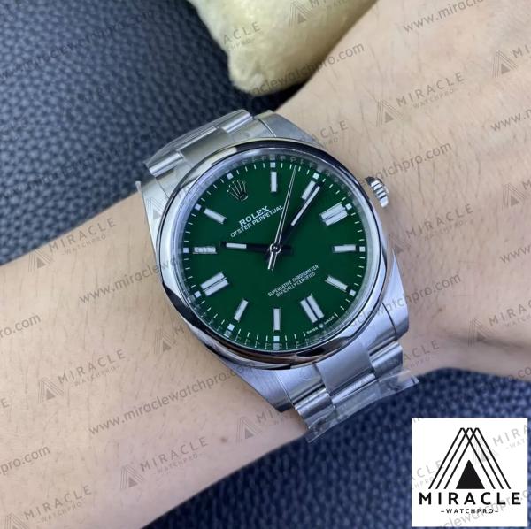 ROLEX-Oyster-Perpetual-ref.M124300-0005-Elite-Clone-41mm-9 ROLEX-Oyster Perpetual-ref.M124300-0005-Elite Clone-41mm-Replica Watch
