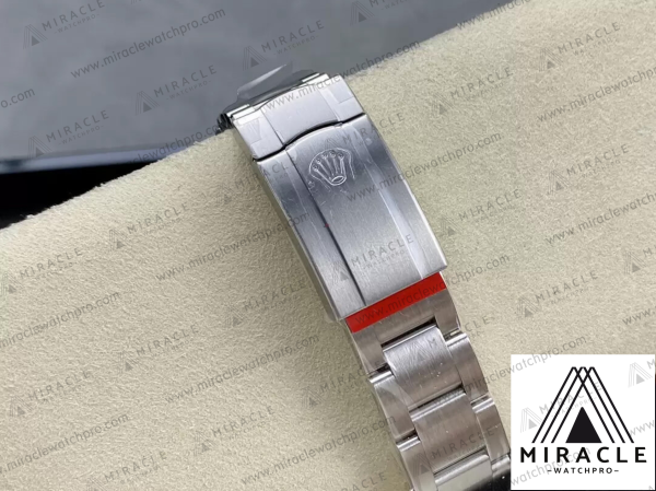 ROLEX-Oyster-Perpetual-ref.M124300-0007-Elite-Clone-41mm-9 ROLEX-Oyster Perpetual-ref.M124300-0007-Elite Clone-41mm-Replica Watch