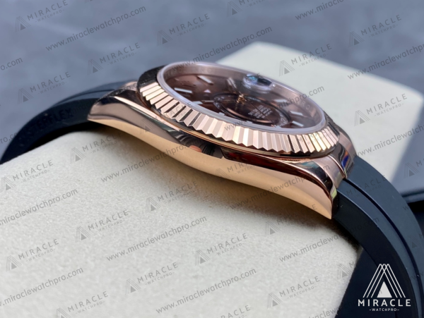 Replica Watch-ROLEX-Sky Dweller-REF.M326235-0005-ELITE CLONE-42MM