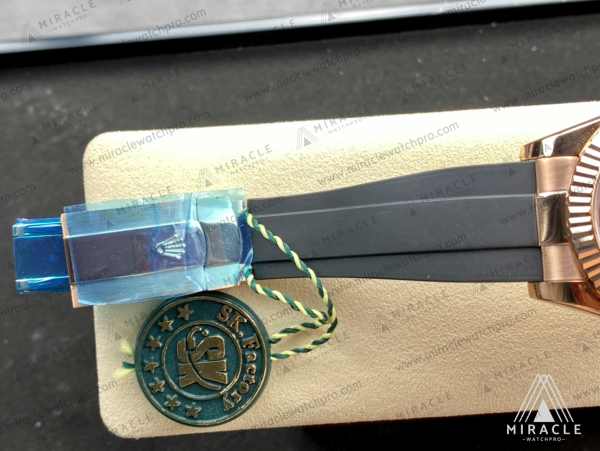 Replica Watch-ROLEX-Sky Dweller-REF.M326235-0005-ELITE CLONE-42MM