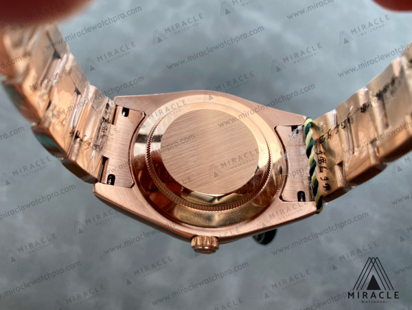 Replica Watch-ROLEX-Sky Dweller-REF.M326935-0007-ELITE CLONE-42MM